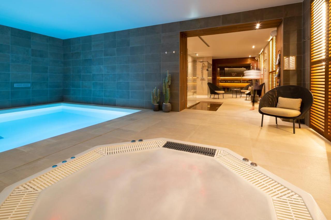 Hotel & Spa Panorama 360 Macon Bagian luar foto