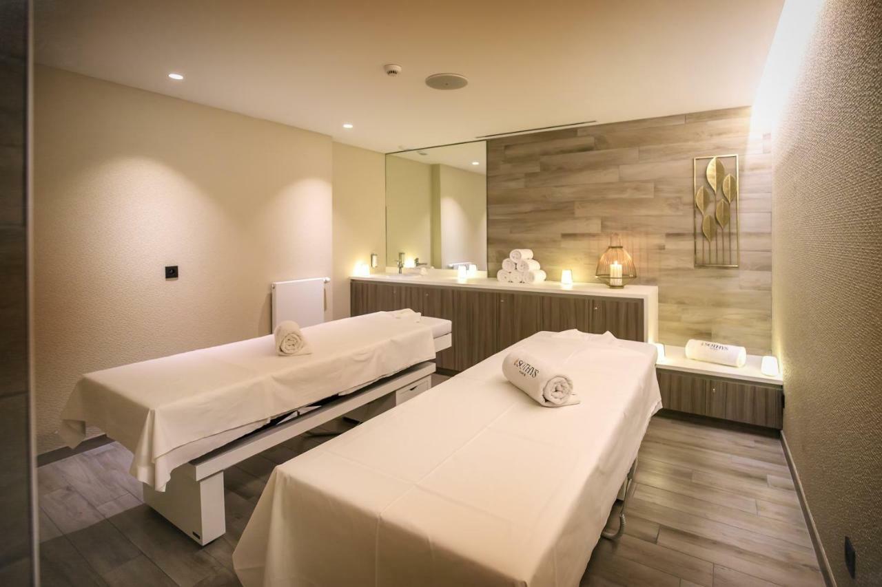 Hotel & Spa Panorama 360 Macon Bagian luar foto